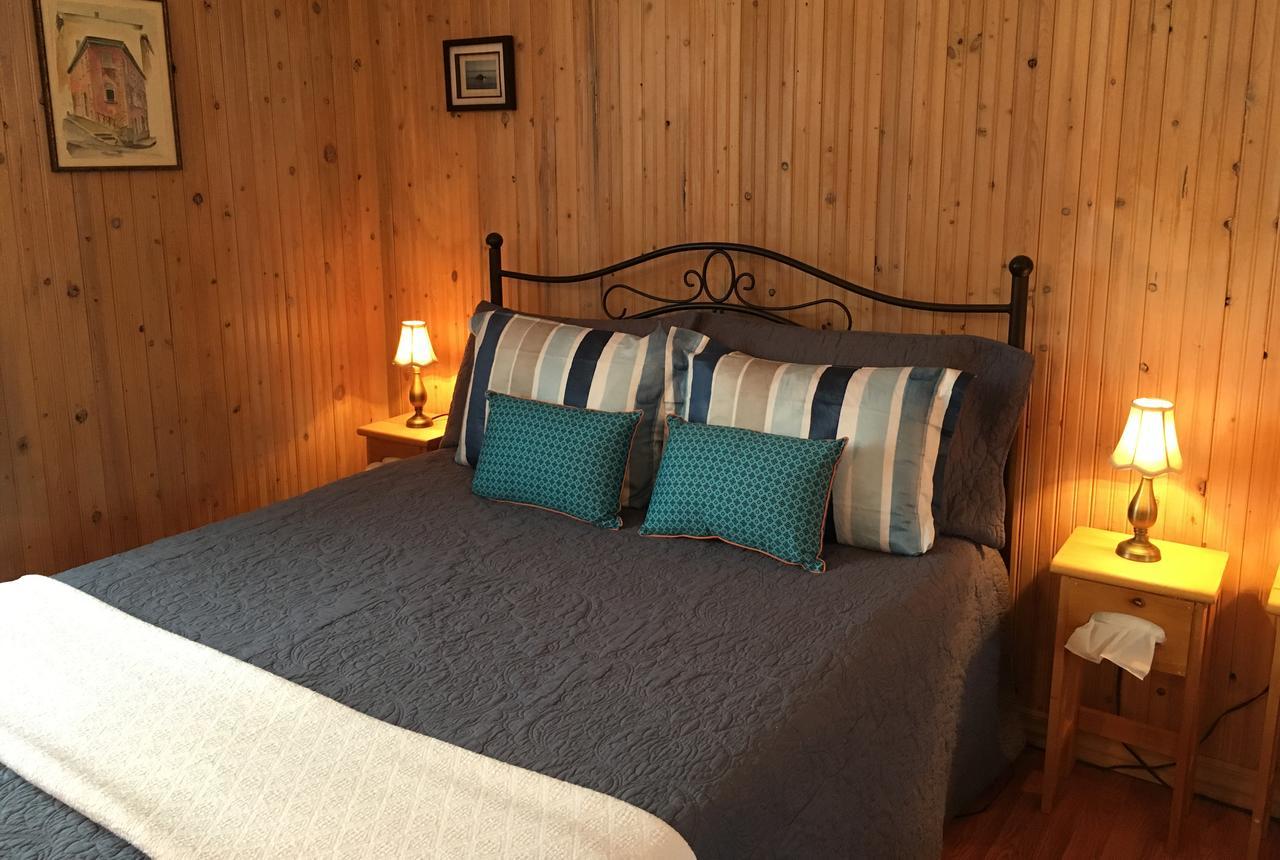La Chouette Viree Bed and Breakfast Grandes-Bergeronnes Buitenkant foto