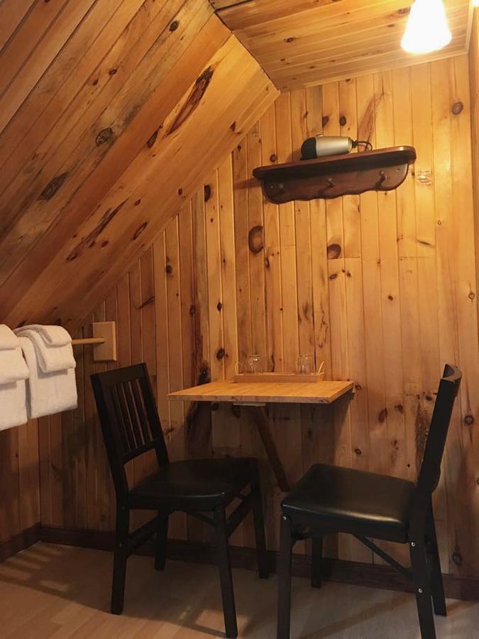 La Chouette Viree Bed and Breakfast Grandes-Bergeronnes Buitenkant foto