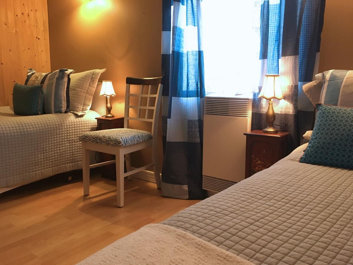 La Chouette Viree Bed and Breakfast Grandes-Bergeronnes Buitenkant foto